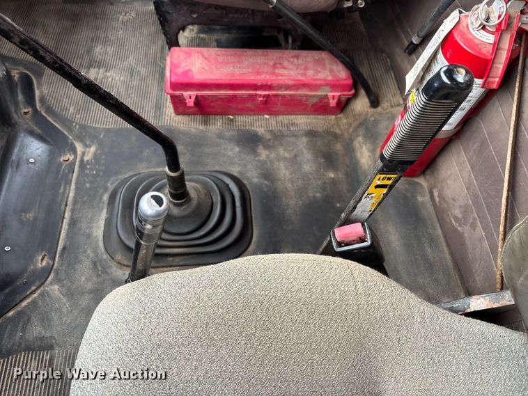 image for item EM5038 2000 International 4700 dump truck