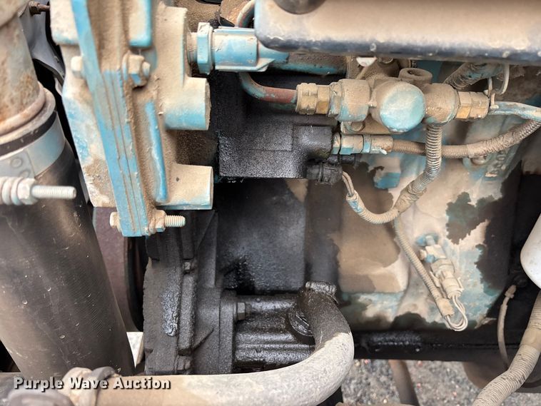 image for item EM5038 2000 International 4700 dump truck