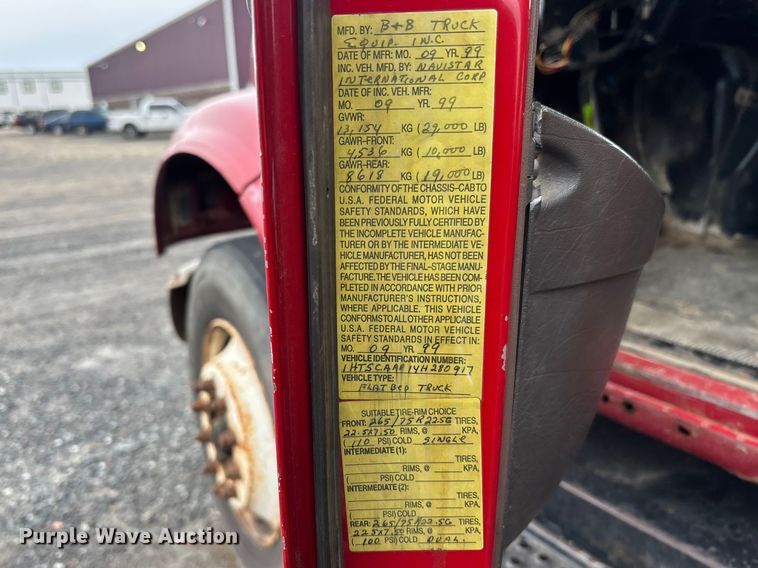 image for item EM5038 2000 International 4700 dump truck