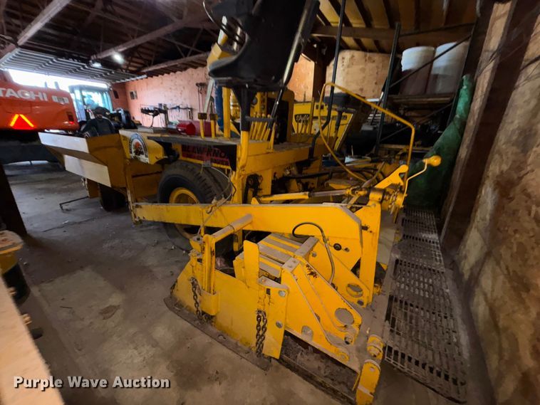 image for item EM5040 1967 Blaw Knox PF65 paver