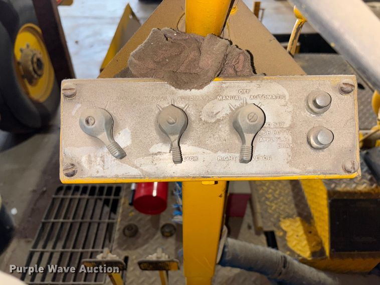 image for item EM5040 1967 Blaw Knox PF65 paver