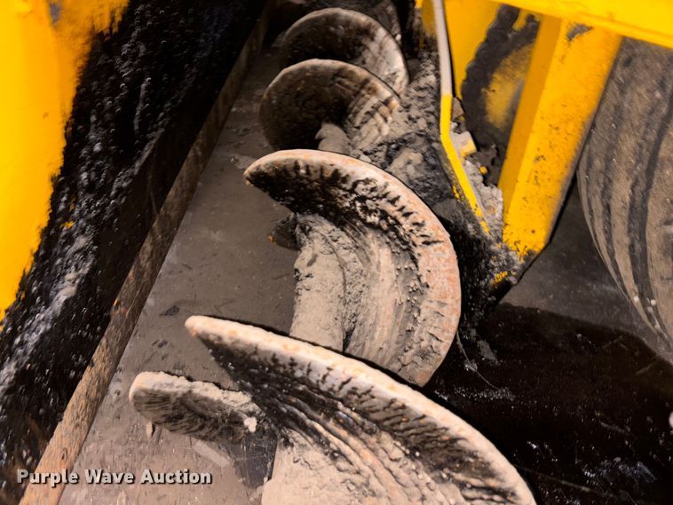 image for item EM5040 1967 Blaw Knox PF65 paver