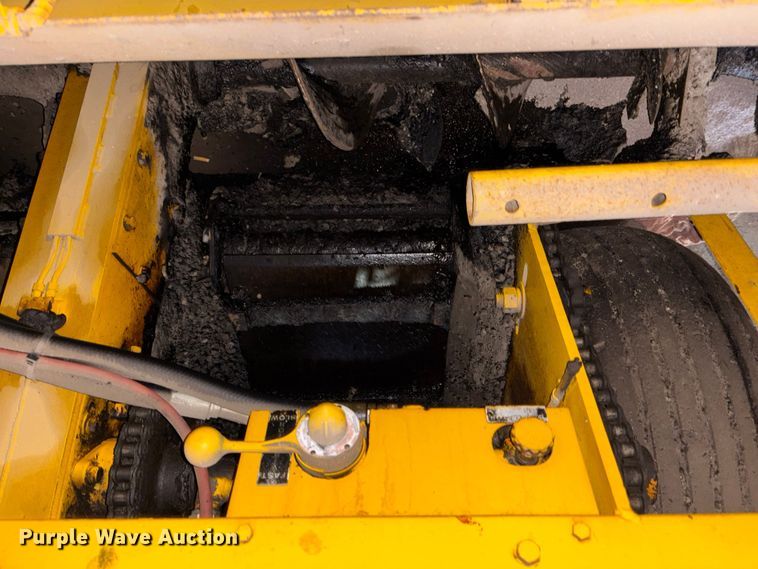 image for item EM5040 1967 Blaw Knox PF65 paver