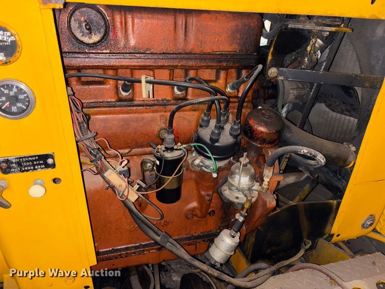 image for item EM5040 1967 Blaw Knox PF65 paver