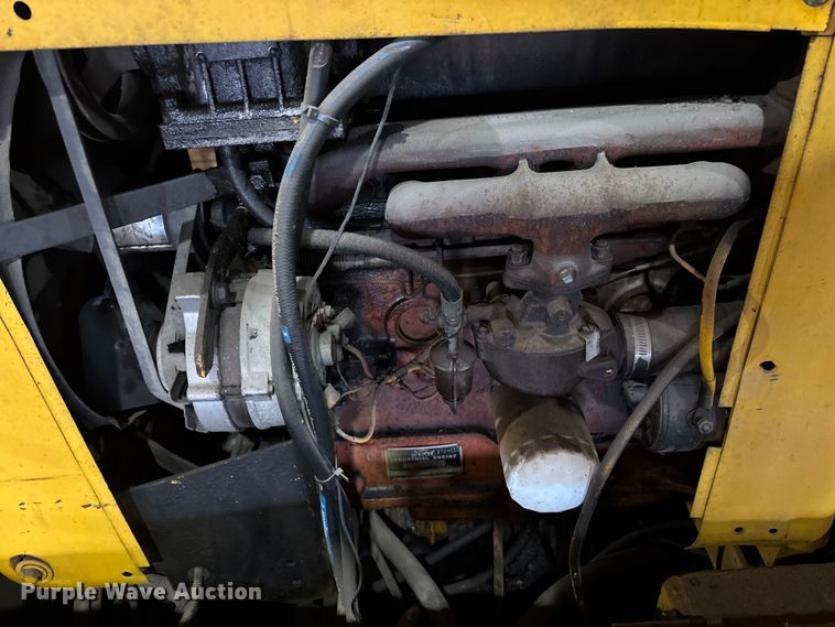 image for item EM5040 1967 Blaw Knox PF65 paver