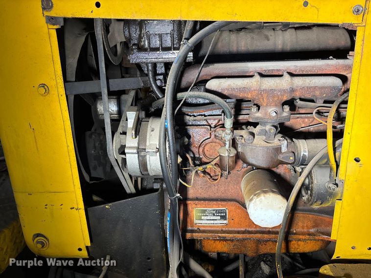 image for item EM5040 1967 Blaw Knox PF65 paver