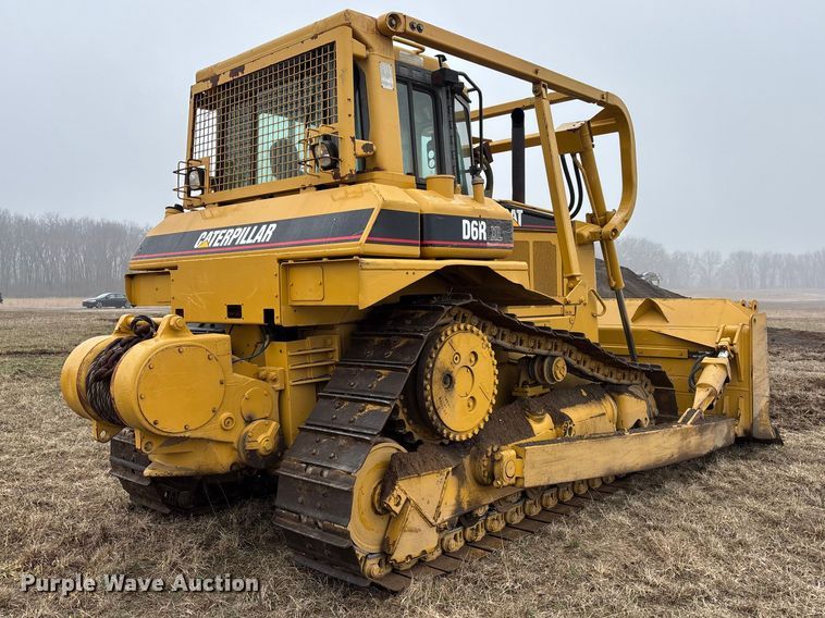 image for item EM5044 2000 Caterpillar D6R XL dozer