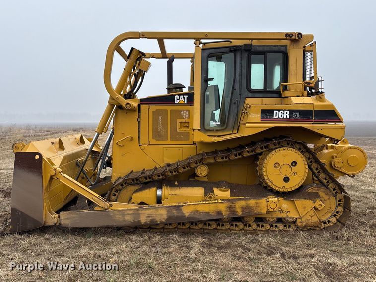 image for item EM5044 2000 Caterpillar D6R XL dozer
