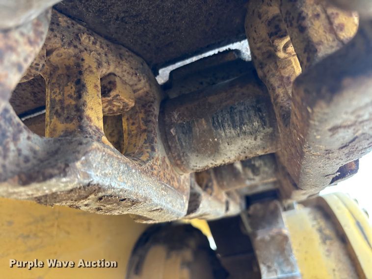 image for item EM5044 2000 Caterpillar D6R XL dozer