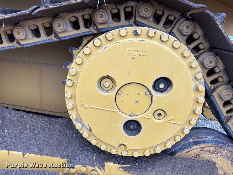 image for item EM5044 2000 Caterpillar D6R XL dozer