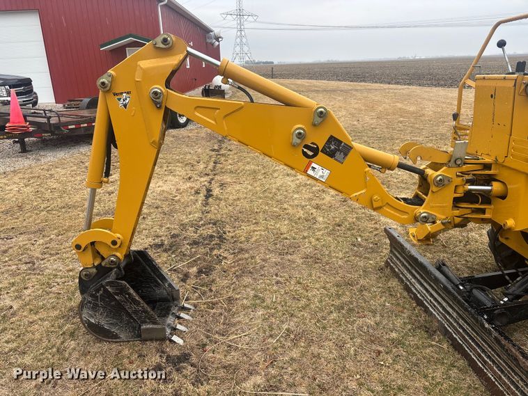 image for item EM5046 2005 Vermeer RT650 trencher