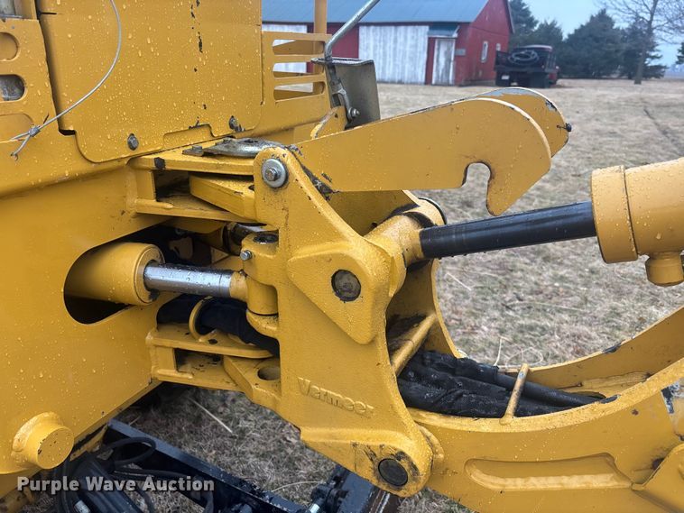 image for item EM5046 2005 Vermeer RT650 trencher