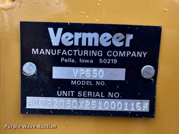 image for item EM5046 2005 Vermeer RT650 trencher