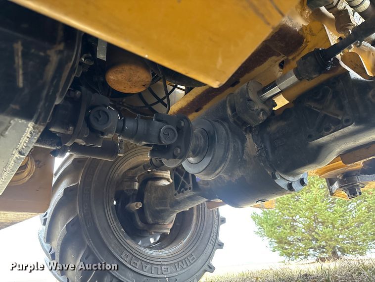 image for item EM5046 2005 Vermeer RT650 trencher