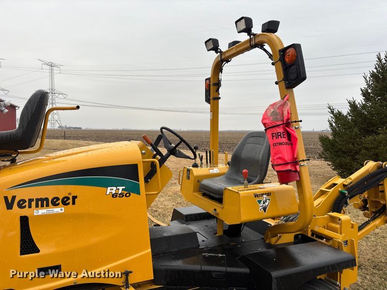 image for item EM5046 2005 Vermeer RT650 trencher