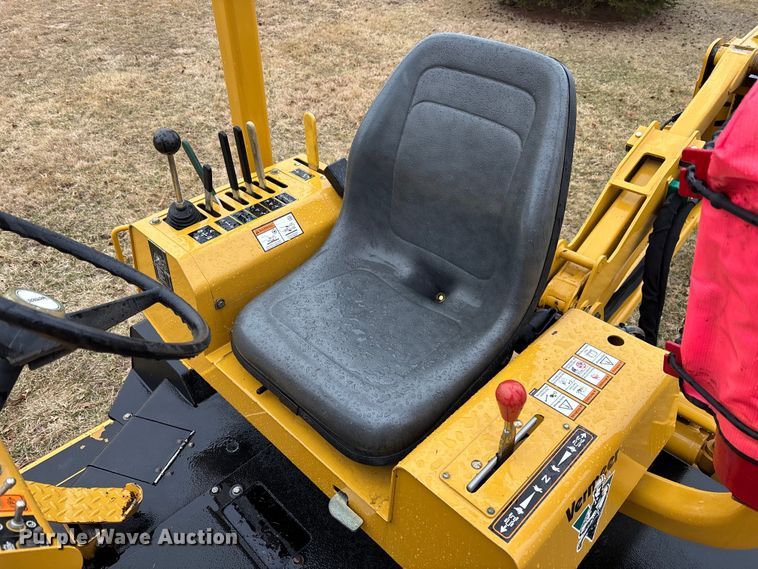 image for item EM5046 2005 Vermeer RT650 trencher
