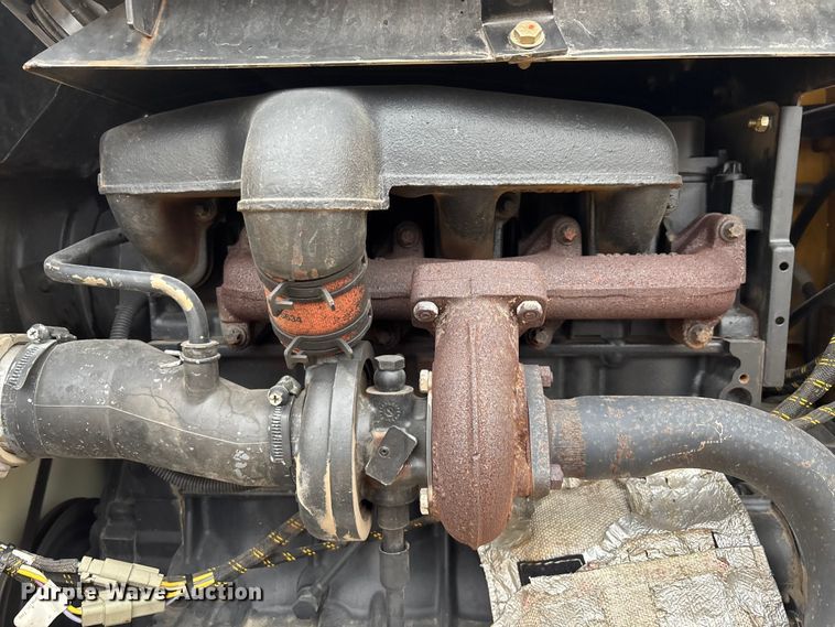 image for item EM5046 2005 Vermeer RT650 trencher