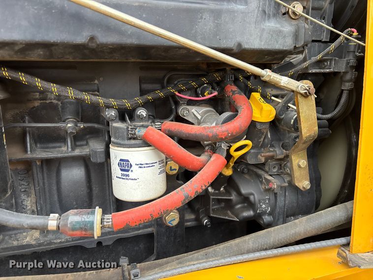 image for item EM5046 2005 Vermeer RT650 trencher