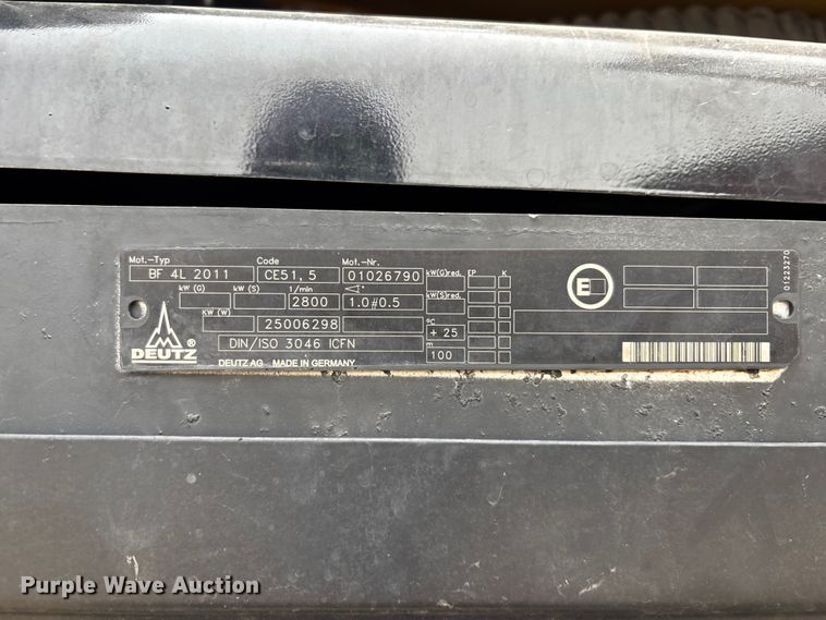 image for item EM5046 2005 Vermeer RT650 trencher