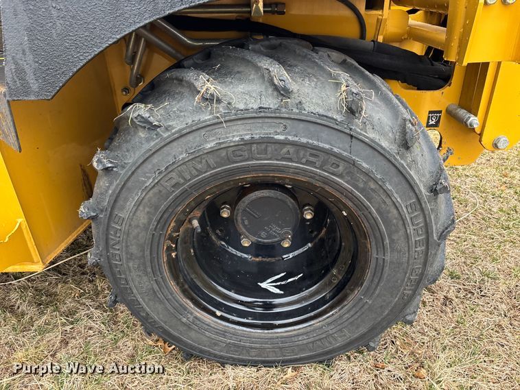 image for item EM5046 2005 Vermeer RT650 trencher