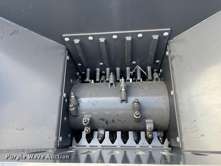image for item EO4019 2025 WIG XN-PS01-72 skid steer material crusher