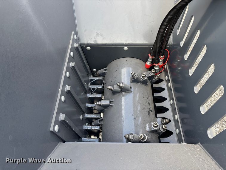 image for item EO4019 2025 WIG XN-PS01-72 skid steer material crusher