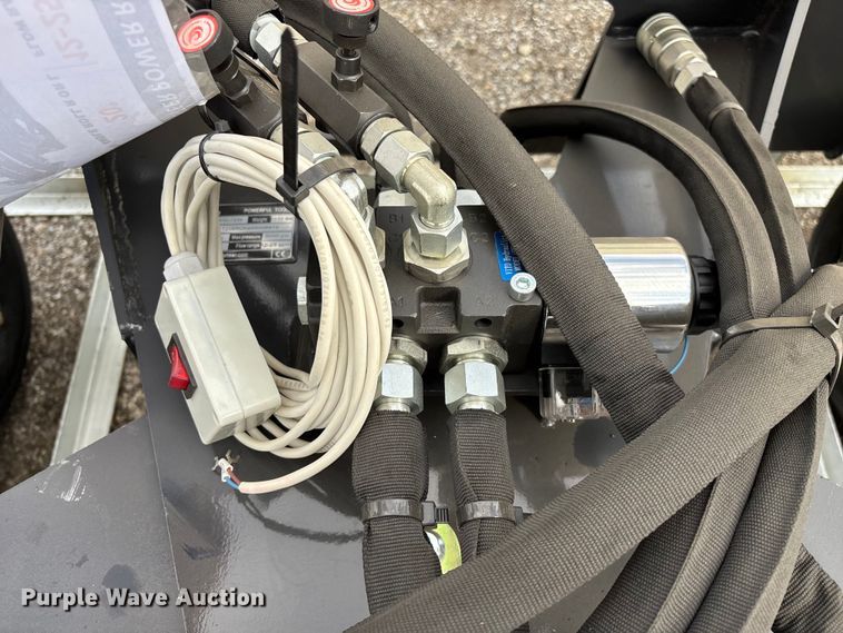 image for item EO4020 2025 Arteer SSPR-72W skid steer power rake