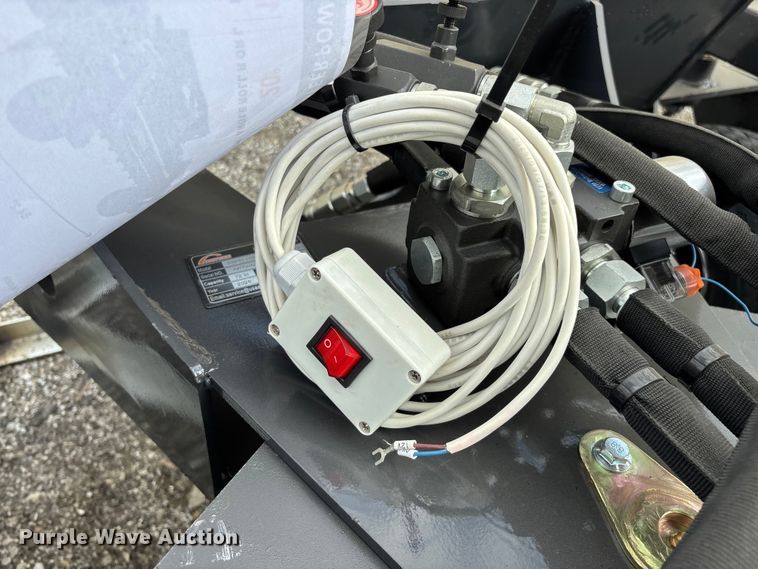 image for item EO4020 2025 Arteer SSPR-72W skid steer power rake