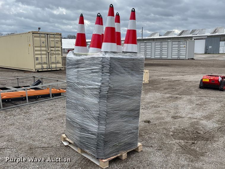 image for item EO4031 (250) IRANCH IRSTC traffic cones