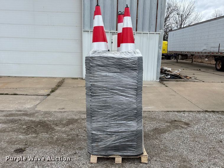image for item EO4031 (250) IRANCH IRSTC traffic cones
