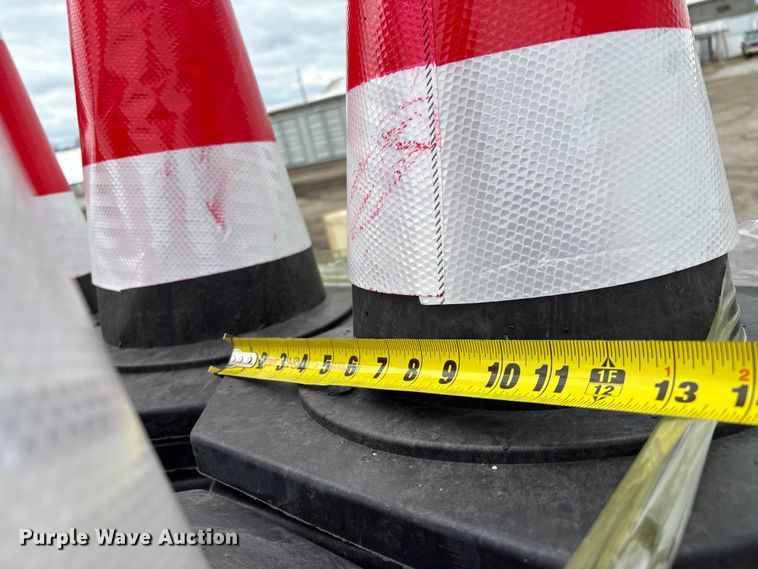 image for item EO4031 (250) IRANCH IRSTC traffic cones