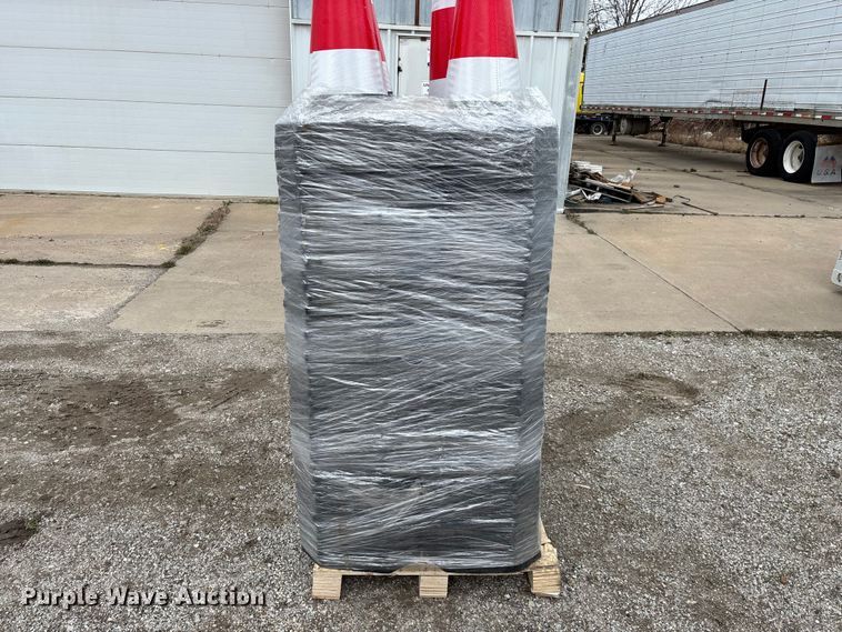 image for item EO4031 (250) IRANCH IRSTC traffic cones