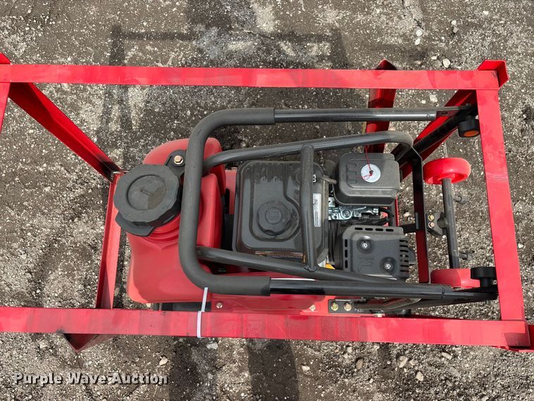 image for item EO4034 Starvox FCP90 plate compactor