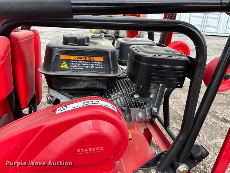 image for item EO4034 Starvox FCP90 plate compactor