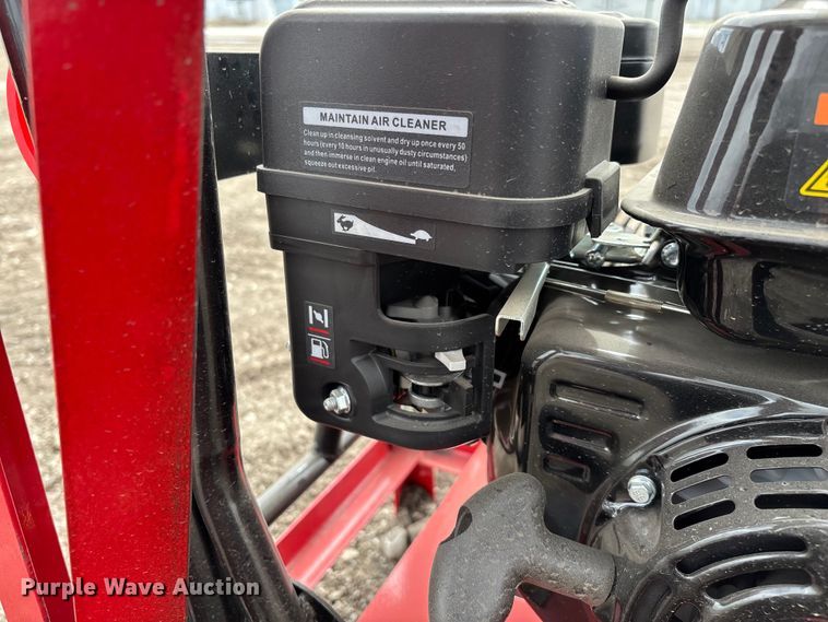 image for item EO4034 Starvox FCP90 plate compactor