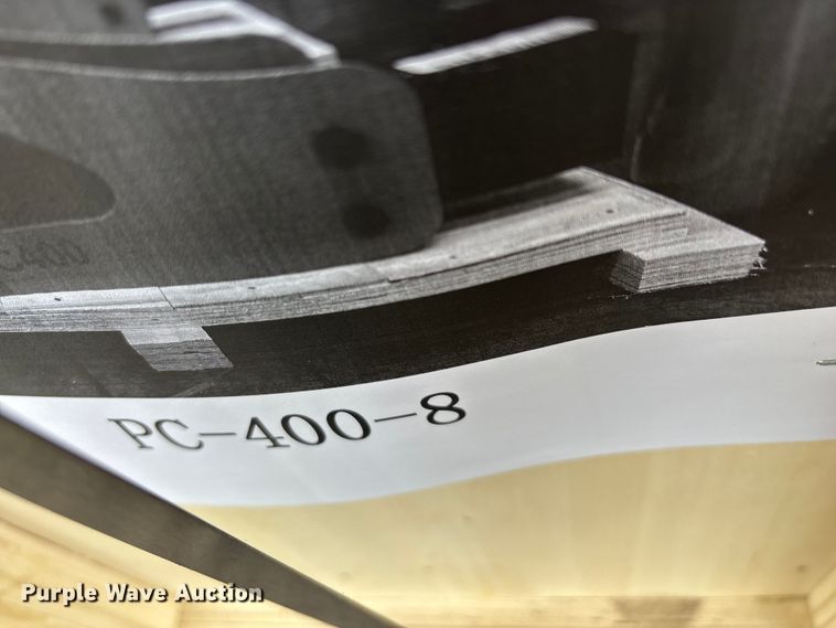 image for item EO4035 PC400 breaker