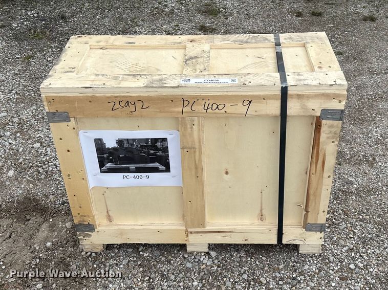 image for item EO4036 PC400 breaker