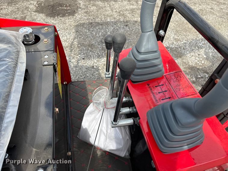 image for item EO4041 Future FT13 mini excavator