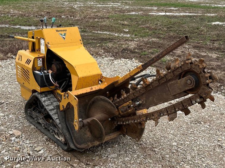 image for item EO4044 Vermeer RTX250 trencher
