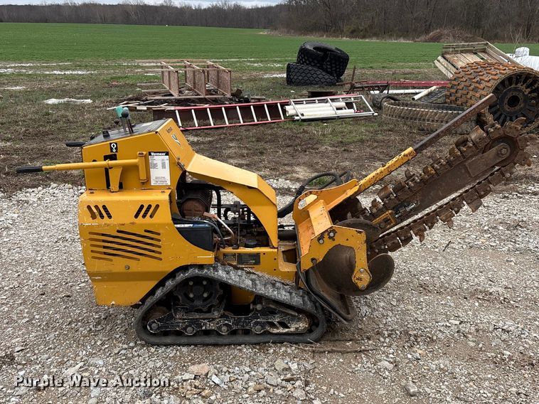 image for item EO4044 Vermeer RTX250 trencher