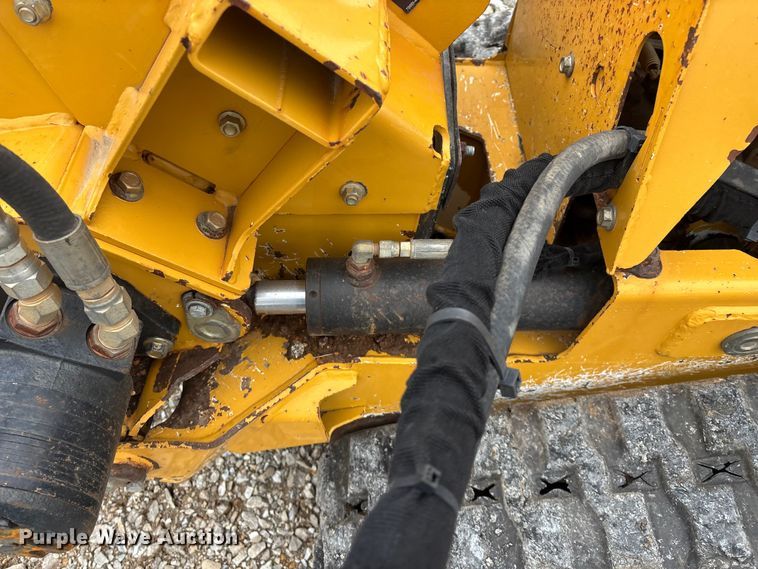 image for item EO4044 Vermeer RTX250 trencher