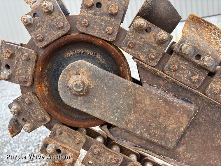 image for item EO4044 Vermeer RTX250 trencher