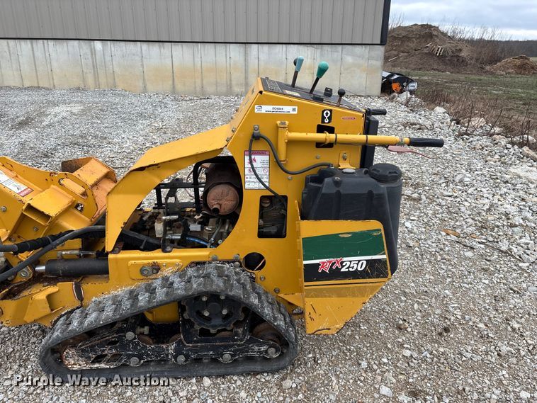 image for item EO4044 Vermeer RTX250 trencher