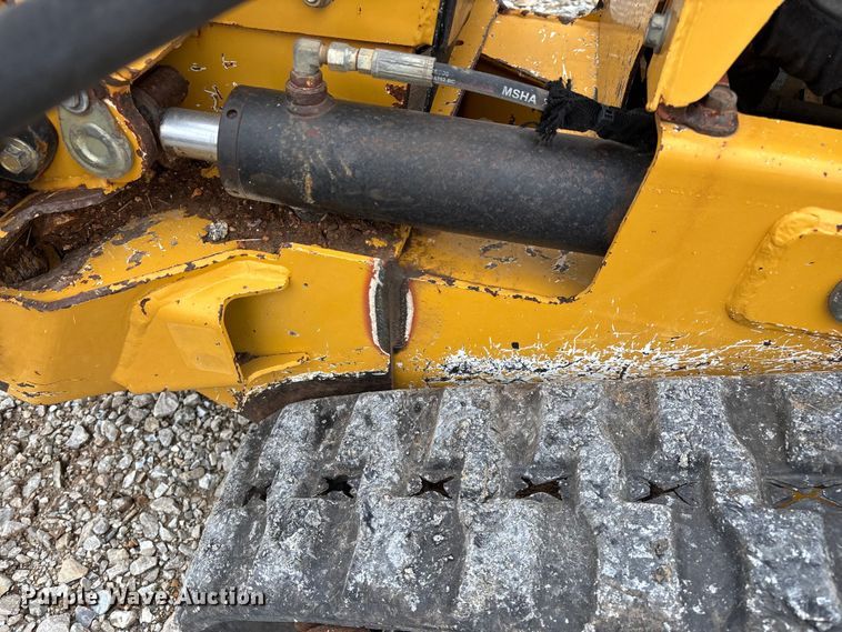 image for item EO4044 Vermeer RTX250 trencher