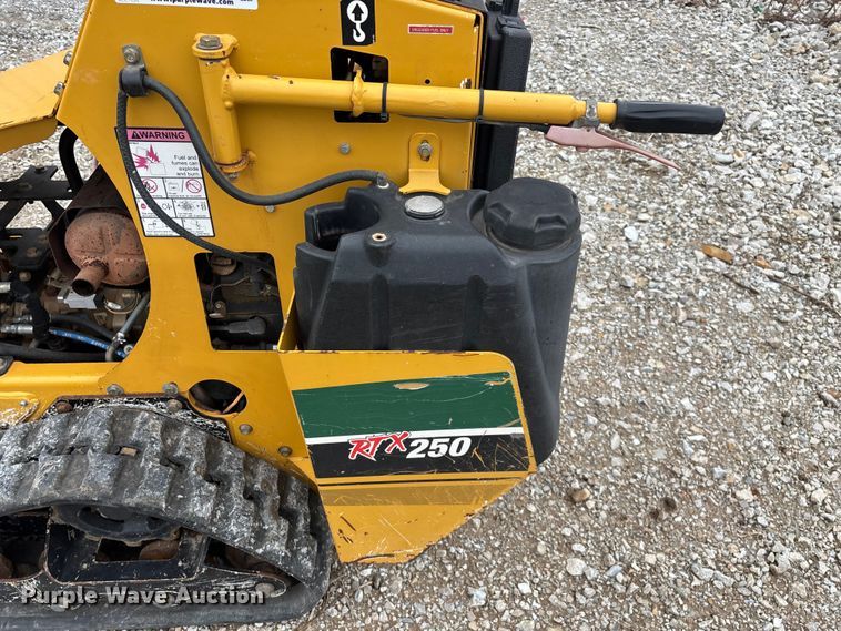 image for item EO4044 Vermeer RTX250 trencher