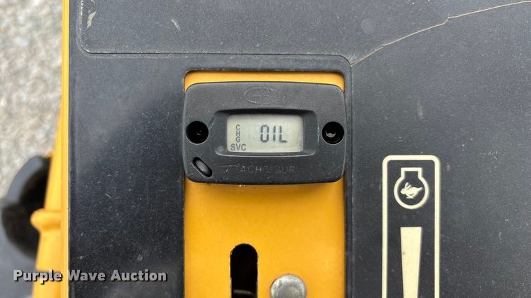 image for item EO4044 Vermeer RTX250 trencher