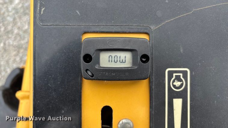 image for item EO4044 Vermeer RTX250 trencher