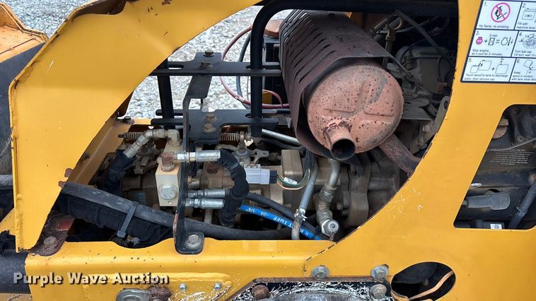 image for item EO4044 Vermeer RTX250 trencher