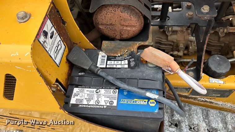 image for item EO4044 Vermeer RTX250 trencher