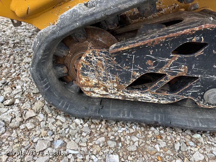 image for item EO4044 Vermeer RTX250 trencher